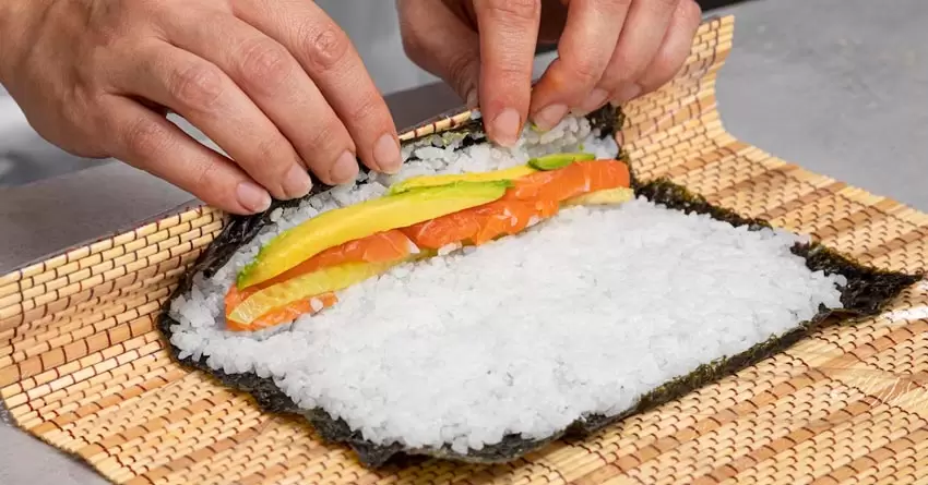 Como fazer arroz para sushi